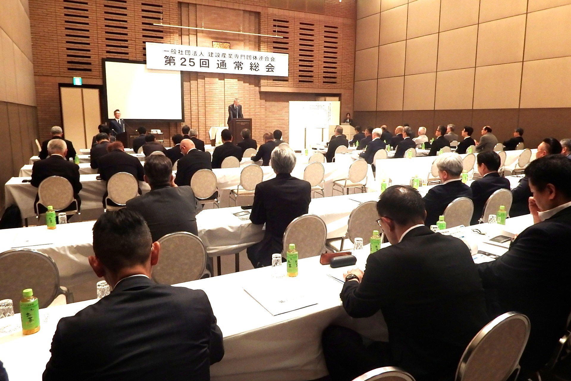 26年度事業計画を報告