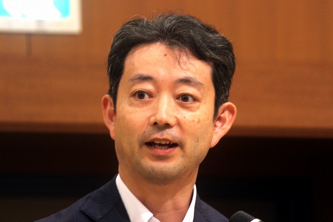 熊谷知事が全線4車線化の必要性を説いた