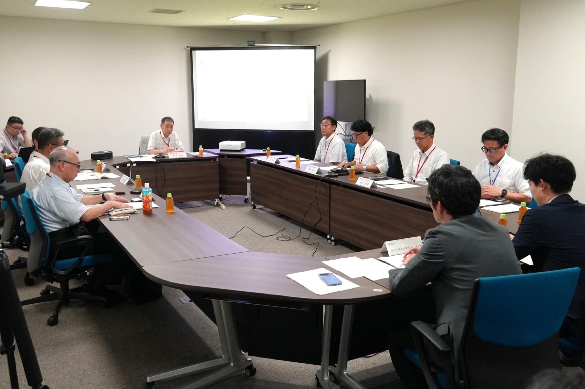 手引き改定の検討会が開かれた
